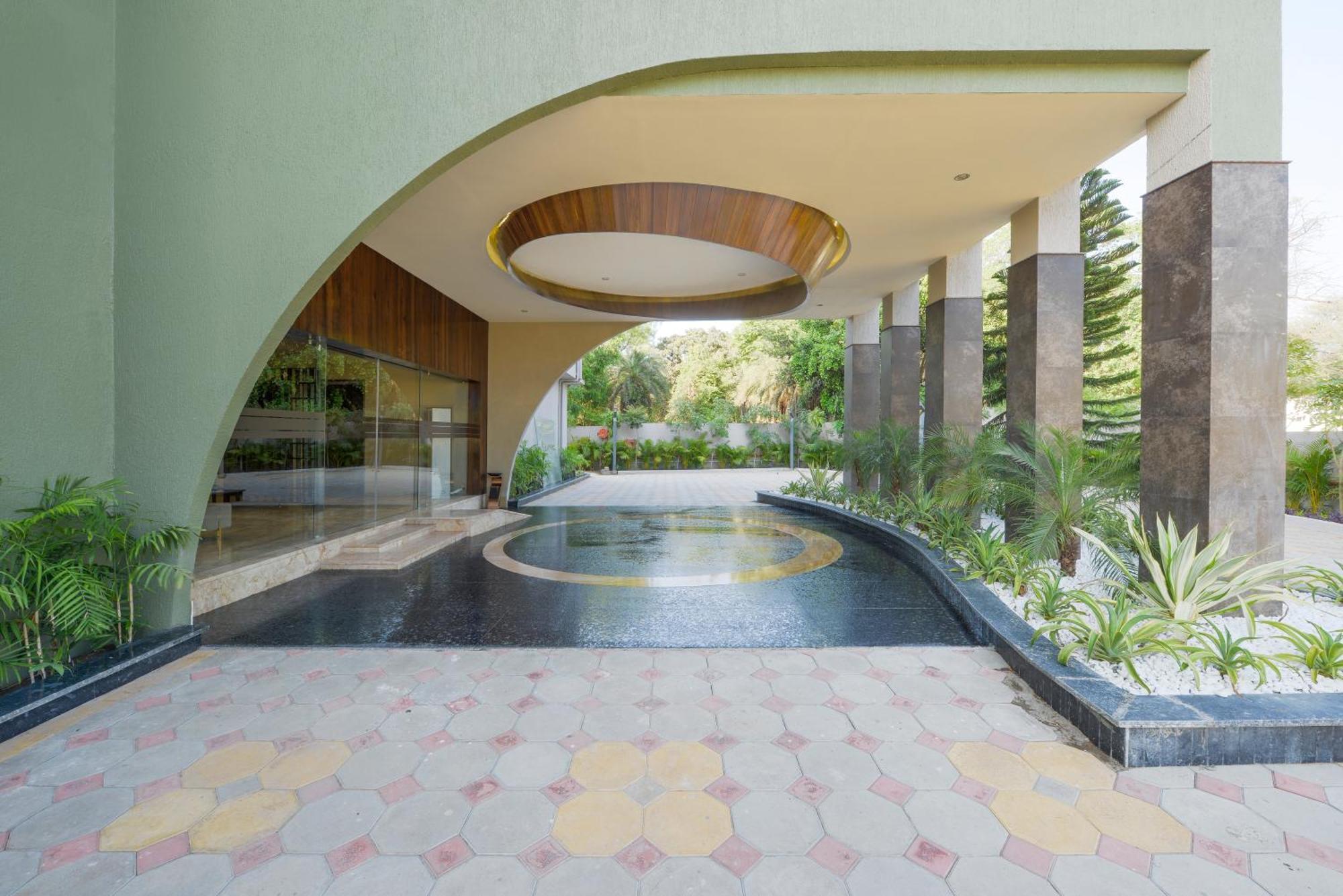 Urbane By Treat Daman Hotel Ngoại thất bức ảnh