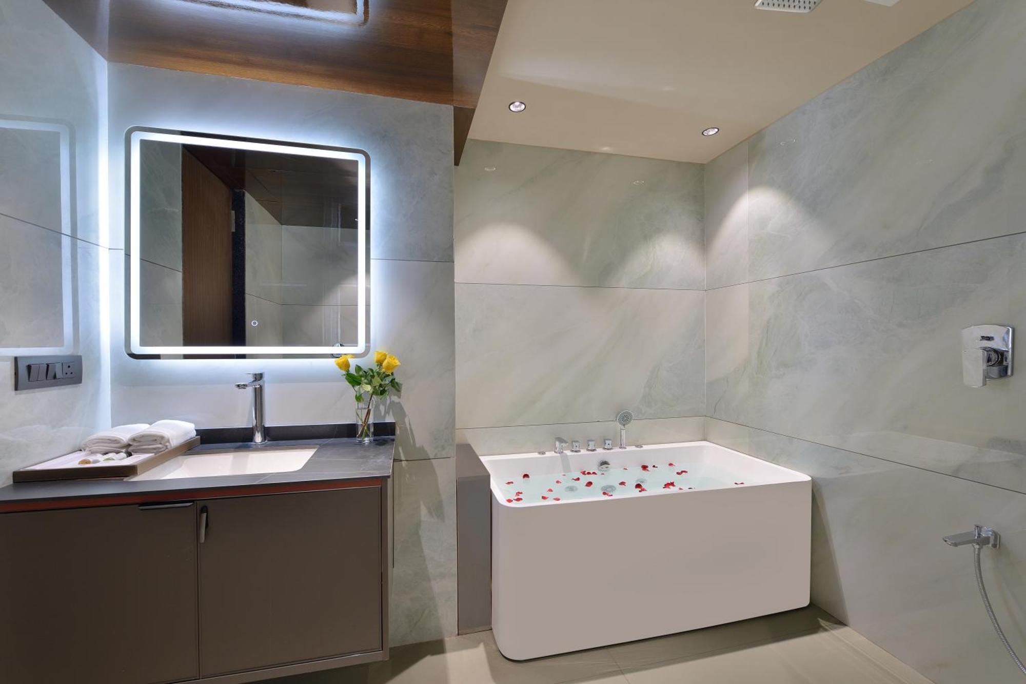 Urbane By Treat Daman Hotel Ngoại thất bức ảnh